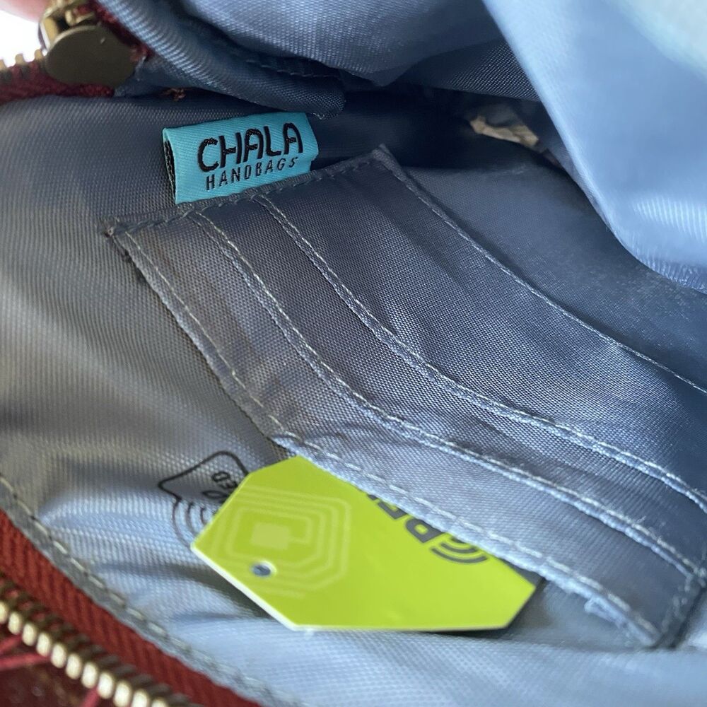 Chala Red Bird RFID Purse Crossbody Oxblood Red Small Travel Bag Long Strap - Picture 10 of 13